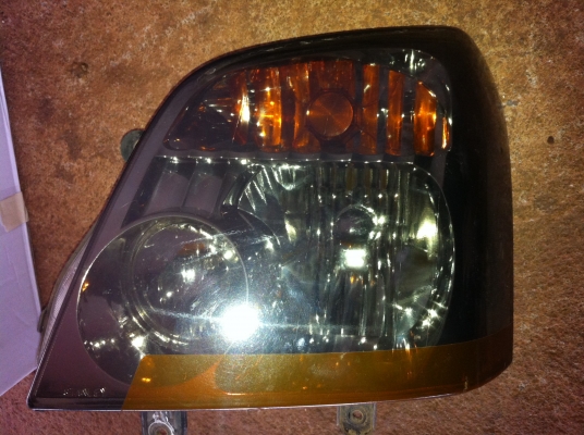 ขายไฟหน้าdmax ไฟหลัง พร้อมหลอด 087-9927994