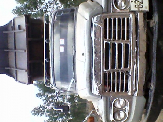 ขายด่วนรถหกล้อใหญ่ ตั้ม