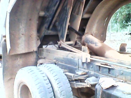 ขายด่วนรถหกล้อใหญ่ ตั้ม