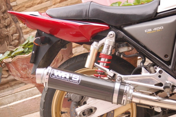 CB400 แดงขาว ทะเบียนแท้โอนขนส่ง ท่อสูตรยกชุด WR'S สภาพสวยๆช้าอดนะครับ