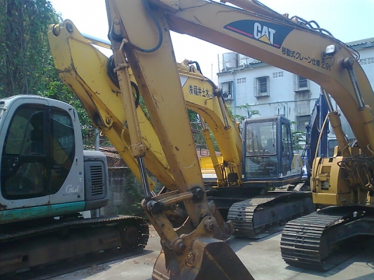 ขายด่วน..รถแบคโฮ KOBELCO SK200 M3 YN 16134 เครื่องดี ปั้มดี รถสวยสดตลอดคัน พร้อมใช้ เก่าญี่ปุ่นแท้ มีใบอินวอยล์.