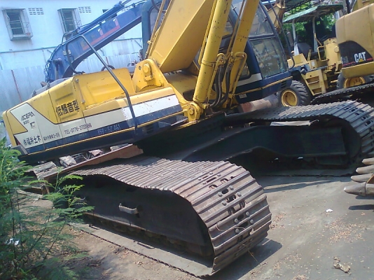 ขายด่วน..รถแบคโฮ KOBELCO SK200 M3 YN 16134 เครื่องดี ปั้มดี รถสวยสดตลอดคัน พร้อมใช้ เก่าญี่ปุ่นแท้ มีใบอินวอยล์.