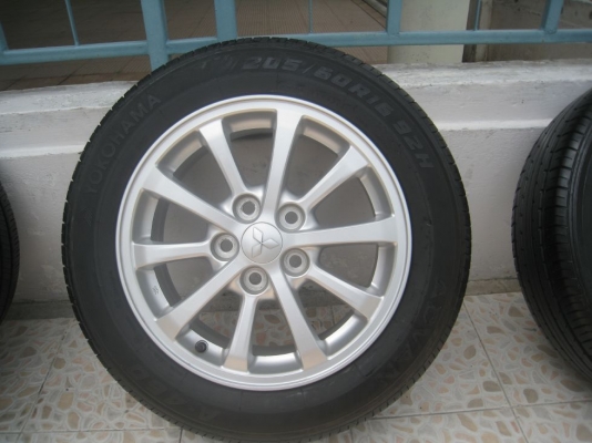 ขายล้อแม็ก Mitsubishi lanser 16"x6.5" 5รู114 et+46 + ยาง (081-3747940)
