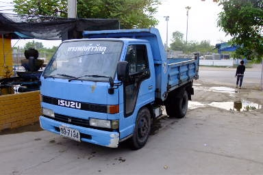 ขายหกล้อดั้ม NKR 110 แรง พวงลัยเพาเวอร์ เอกสานพร้อมโอน รถพร้อมใช้งาน แอร์ต้องไปเช็กหน่อย