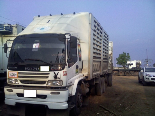 ขายด่วน Isuzu Deca Euro2 (270 hp.) ปี 49 มีทั้งหมด 5 พ่วงครับ กระบะสามมิตรลอนเฉียง ไม่ดั้ม