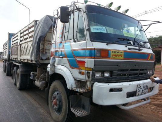 ขายด่วน NINSAN UDCW430M สองเพลาดั้มเครื่อง 295แรงม้าสองเพลาดั้มสภาพสวยกว่าในรูปมีระบบลำโพงลากลูกรีบโทร 0856842587 0801515451