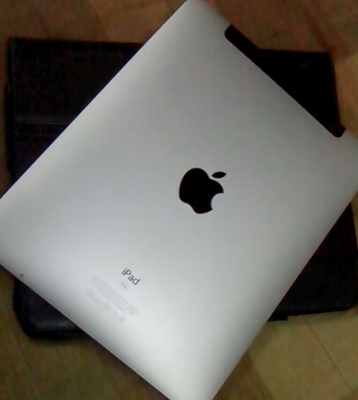 ขายไอแพด1 3g16สภาพ90\%ครับขาย6900สนใจ0853647170