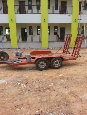 ขายรถพ่วงลากแมคโครน้อย รถเกี่ยว