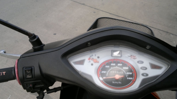 wave100z UBOX ปี49เดิมๆ 14000 บาท