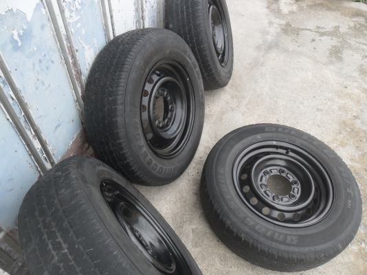 ล้อกะทะ 15นิ้ว 6รู พร้อมยาง สวยๆ 4 ล้อ