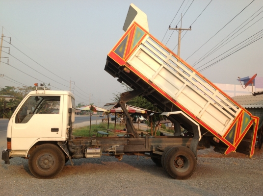 รถบรรทุก 6 ล้อ ดั้ม 6 ตัน MITSUBISHI ปี 1999 รถบรรทุก 6 ล้อ ดั้ม 6 ตัน MITSUBISHI ปี 1999