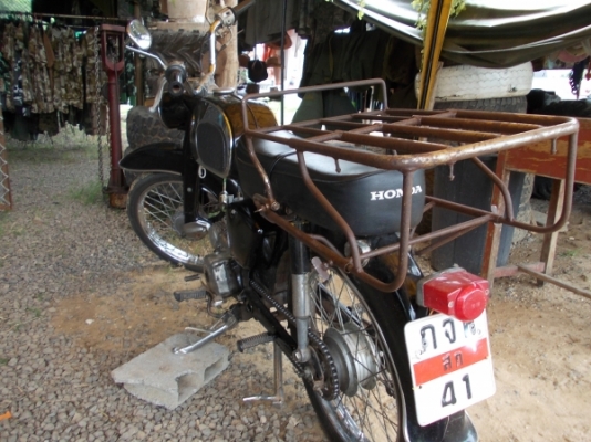 ขาย c200 ถูกๆเดิมเครื่องดีมากครับ