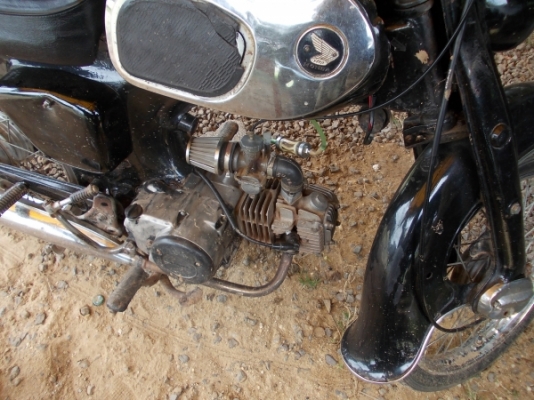 ขาย c200 ถูกๆเดิมเครื่องดีมากครับ