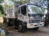 Isuzu Deca 270