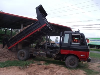 ขายหกล้อดั้มพ์  NISSAN  DIESEL เครื่อง  WO6D  165  แีรง