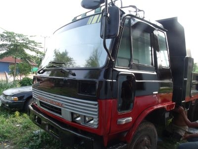 ขายหกล้อดั้มพ์  NISSAN  DIESEL เครื่อง  WO6D  165  แีรง