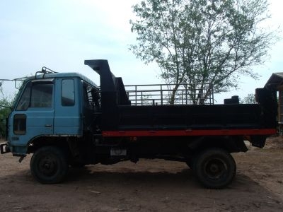 ขายหกล้อดั้มพ์  NISSAN  DIESEL เครื่อง  WO6D  165  แีรง
