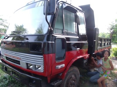 ขายหกล้อดั้มพ์  NISSAN  DIESEL เครื่อง  WO6D  165  แีรง