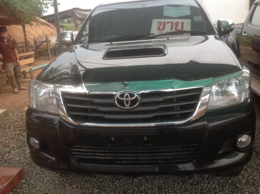 ขายด่วน วีโกแชมป์ใหม่ปี56ใช้งาน2100 กม