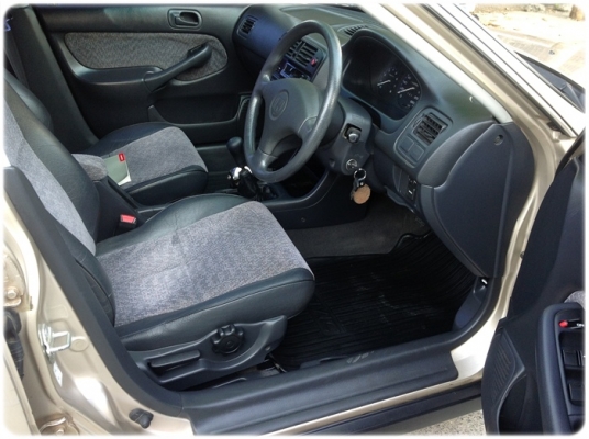 HONDA CIVIC ตาโตปี97เกียร์ธรรมดา มือแรกป้ายแดง รถเดิมๆสวยมากเป็นรถนายแพทย์ ใช้มาแค่แสนกว่าโล ไม่เคยเฉี่ยวชนสภาพพร้อมใช้