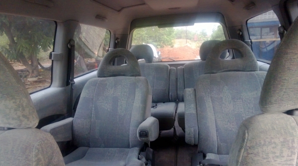 รถตู้ V.I.P 7 ที่นั่ง