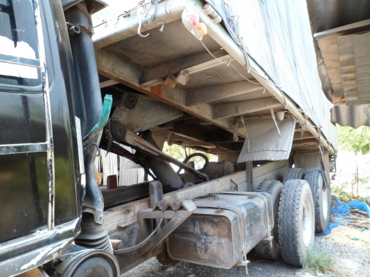 ขายด่วนครับสิบล้อ kt 925 ดั้ม 755000 บาท