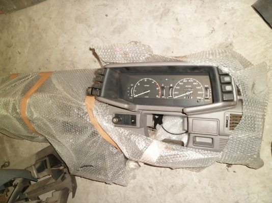 ขายคอนโซล isuzu มังกร