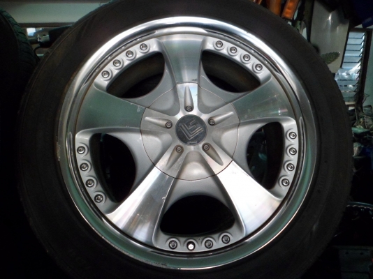 ขาย ล้อ work 18 x8  6 รู พร้อมยาง235/50-18