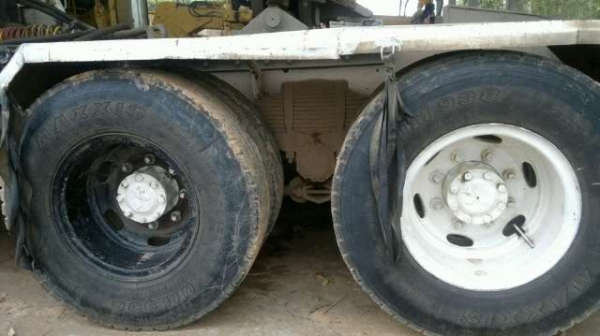 ขายรถหัวลาก MITSUFUSO TURBO 220 แรงสวยพร้อมใช้