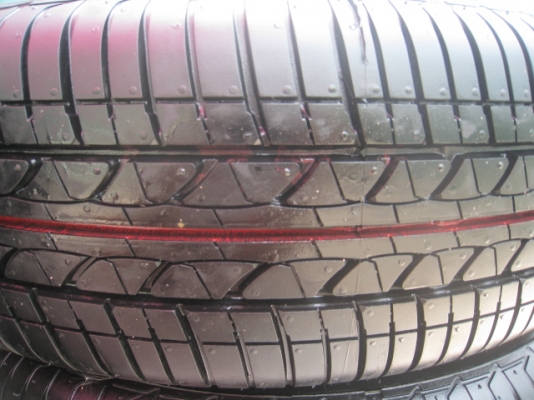 ขายกะทะล้อ suzuki swif ขอบ15 4รู100 +ยางปี12และ13 มี4ชุด(081-3747940)