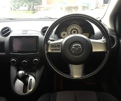 Mazda 2 รุ่น TOPสุด สีดำ สวยเว่อ เว่อ