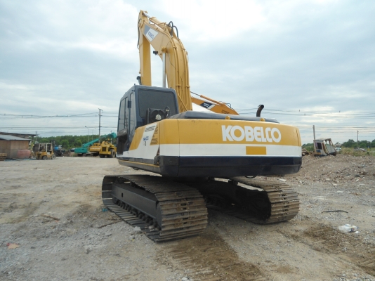 ขายรถแมคโครSK200-3 ไฟฟ้าครบ สภาพพร้อมใช้ สนใจติดต่อ บอย085-156-2314