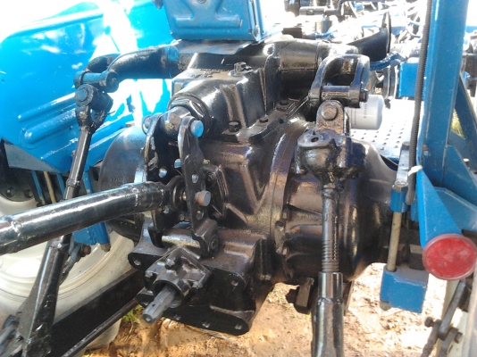 FORD 6600 เสื้อลายตัวเต็ม ไม่ผสม สภาพดีพร้อมใช้ ขายถูก