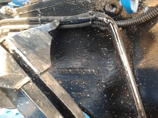 FORD 6600 เสื้อลายตัวเต็ม ไม่ผสม สภาพดีพร้อมใช้ ขายถูก