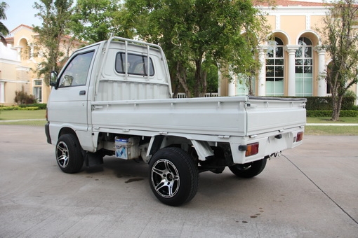 รถกระบะเล็กญี่ปุ่น 4x4 ลุยดี เข้าสวน เข้าหน้างาน ไม่ต้องกลัวติดหล่ม เก่งเกินตัว ขวัญใจชาวสวน