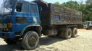 HINO   227  รถ  ไม่  มี  ทะ  เบียน