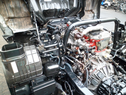 ขาย hino 6 ล้อ dutro  หัวกว้าง