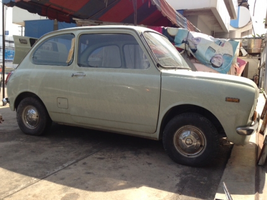subaru r2