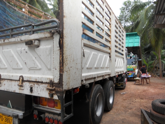 รถบรรทุก สิบล้อ 1 เพลา HINO 500 สภาพเยี่ยม รถบรรทุก สิบล้อ 1 เพลา HINO 500 สภาพเยี่ยม