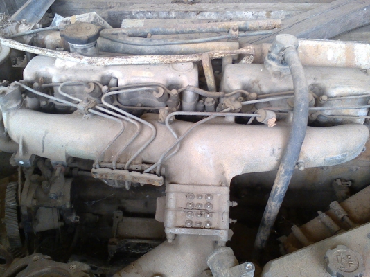 EK100 เครื่อง HINO 6 สูบ พร้อมเกียร์