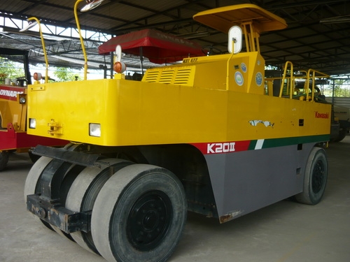 รถบด 9 ล้อยาง Kawasaki KR20 เก่านอกนำเข้าจากญี่ปุ่น สภาพเดิมๆ ไม่มีที่ติ พร้อมลุยงานทุุกสถานะ รถบด 9 ล้อยาง Kawasaki KR20 เก่านอกนำเข้าจากญี่ปุ่น สภาพเดิมๆ ไม่มีที่ติ พร้อมลุยงานทุุกสถานะ