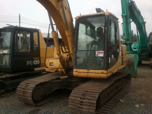 KOMATSU PC130-6