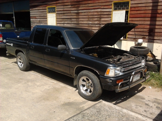 Toyota Hilux Mighty X