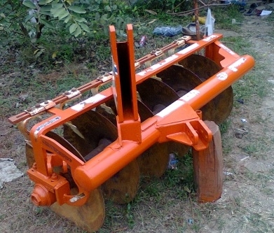 ต้องการขายรถไถคูโบต้า 4508 ใช้งานได้ทันที มีดันหน้า ผาน6 โรตารี่ เอกสารพร้อมโอน