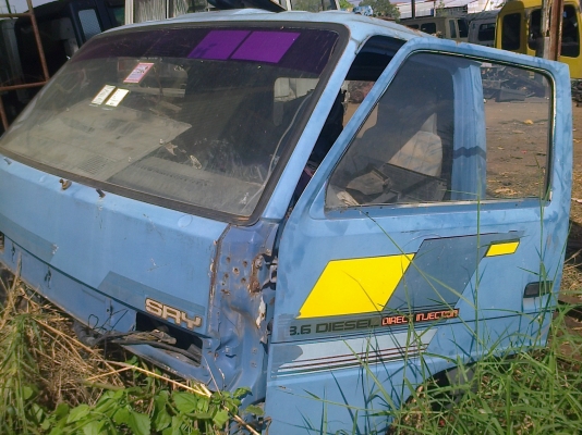 ขายหัวรถหกล้อ NPR