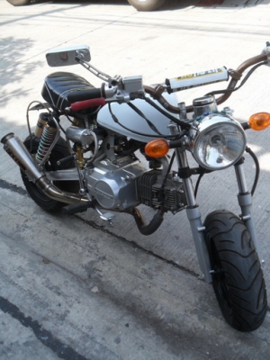 ขายมังกี้แต่งซิ่งๆคันนึงครับ แทร็กเกอร์ ซิ่งๆ ล้อโต ท่อOVER ดูรูป 18500 บาท