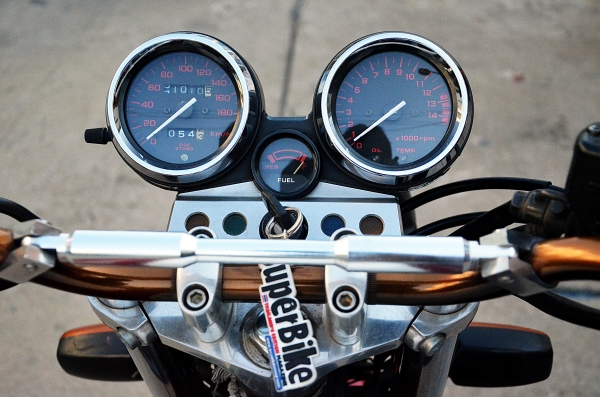 ขาย CB 400 ปี95 สภาพจบๆครับ อินวอย