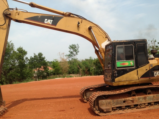 ขาย CAT E 200B