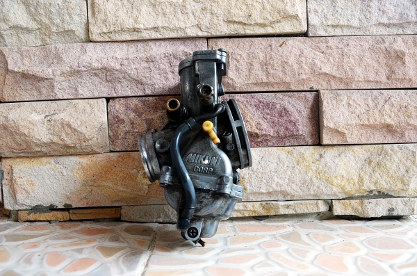 ขายคาร์บู grammar สภาพ สวยๆครับ ขายคาร์บู grammar สภาพ สวยๆครับ