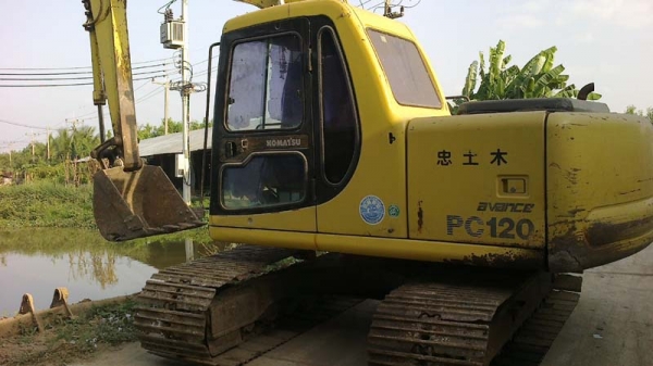 Komatsu PC120-6 Komatsu PC120-6